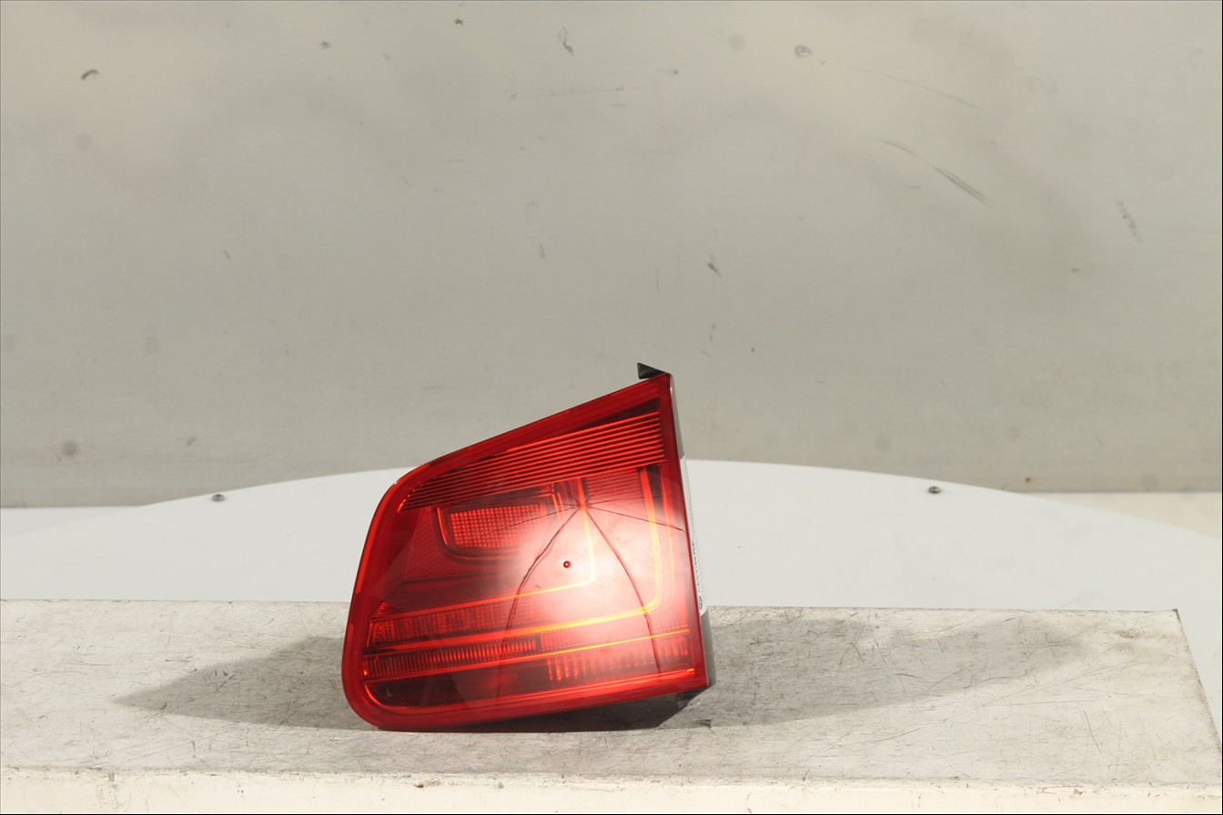 Piloto interior Tra. Der.