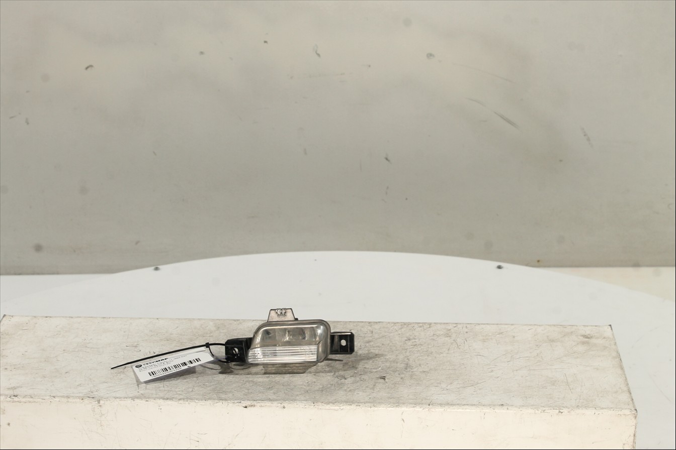 Piloto marcha atras Der.