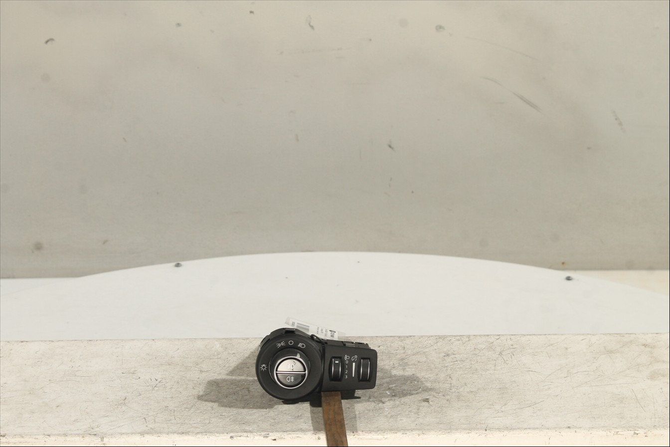 Interruptor y palanca de luces