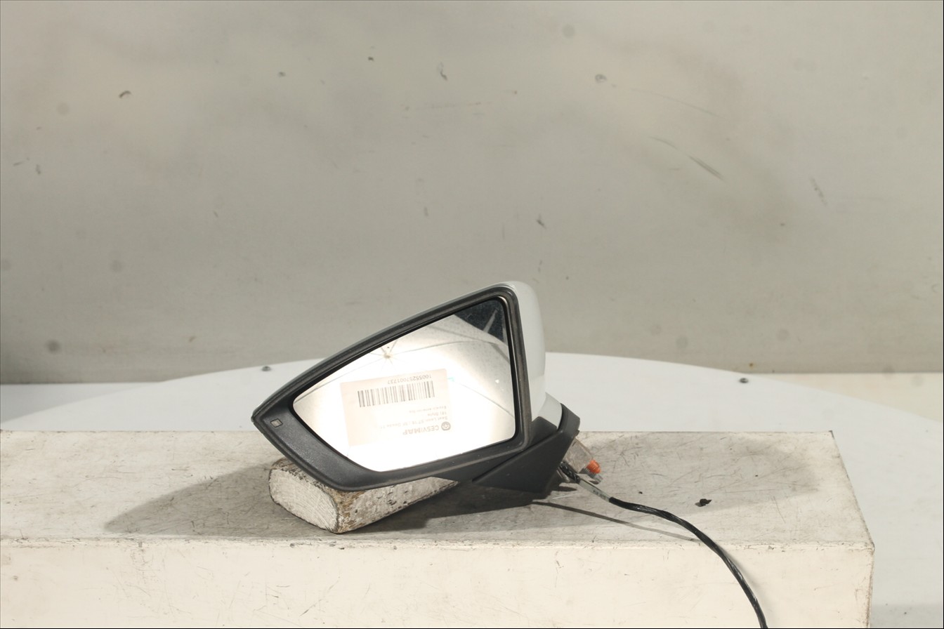 Espejo exterior Izq.