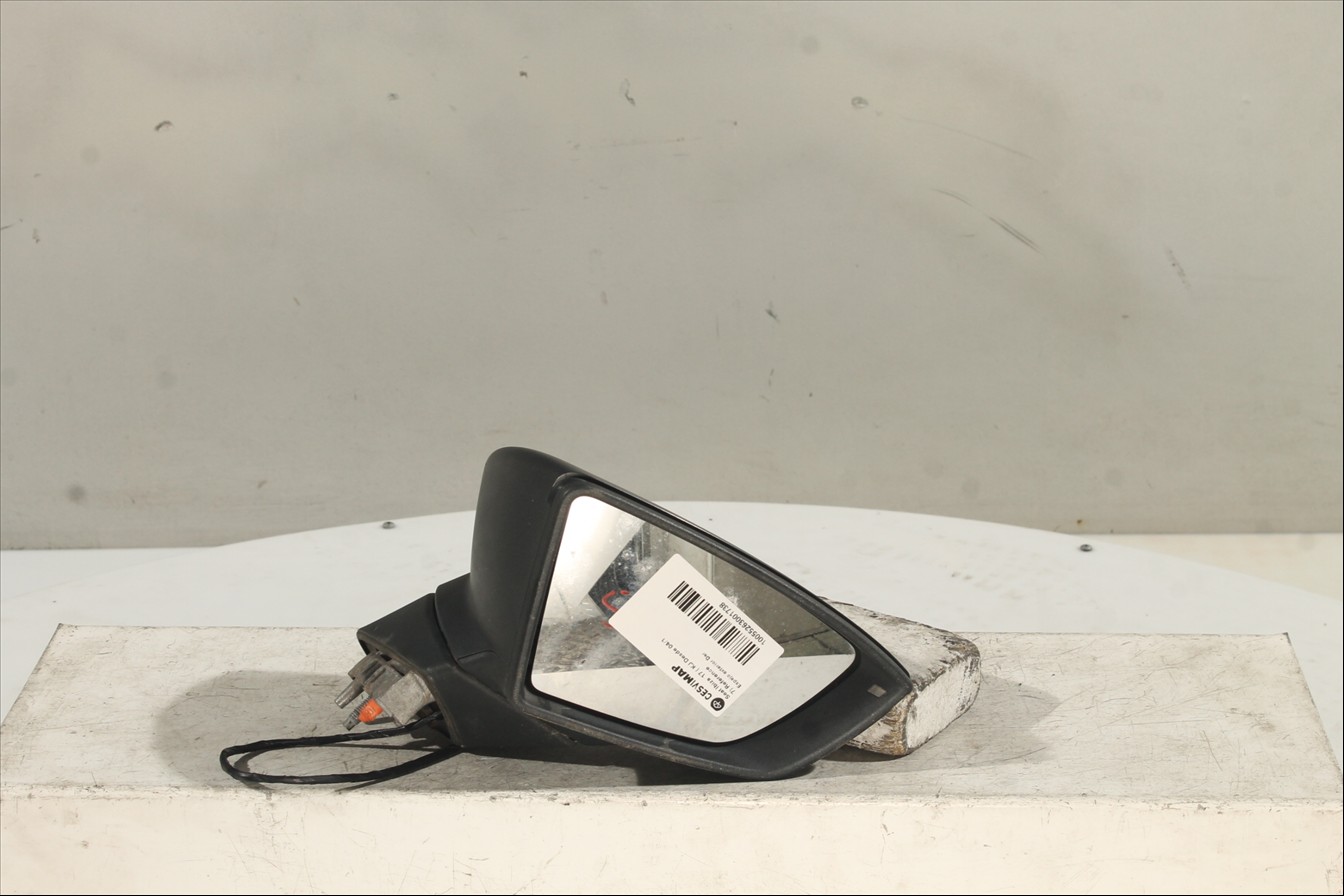 Espejo exterior Der.