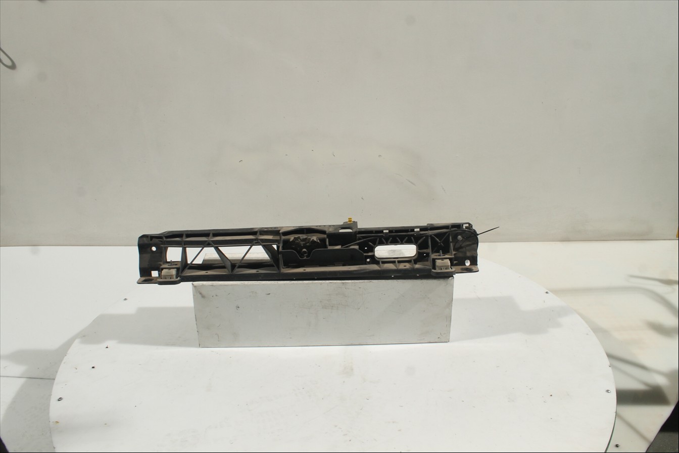 Chapa unión alojamiento faros