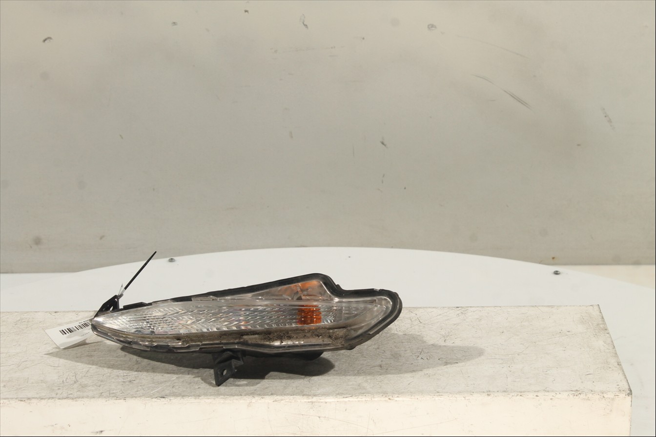 Piloto intermitente Del. Der.