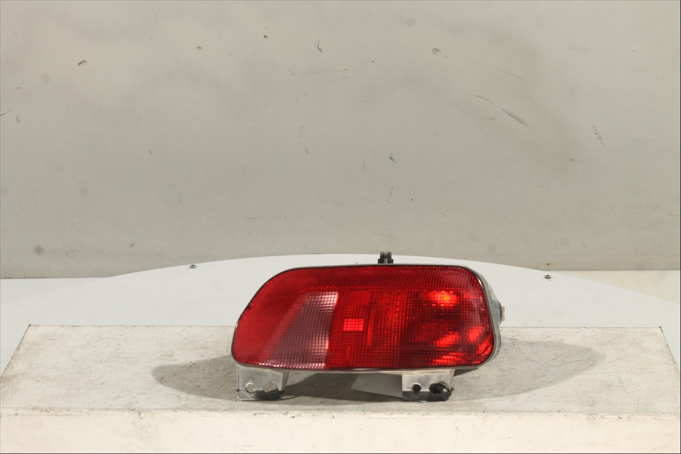 Piloto antiniebla Tra. Izq.