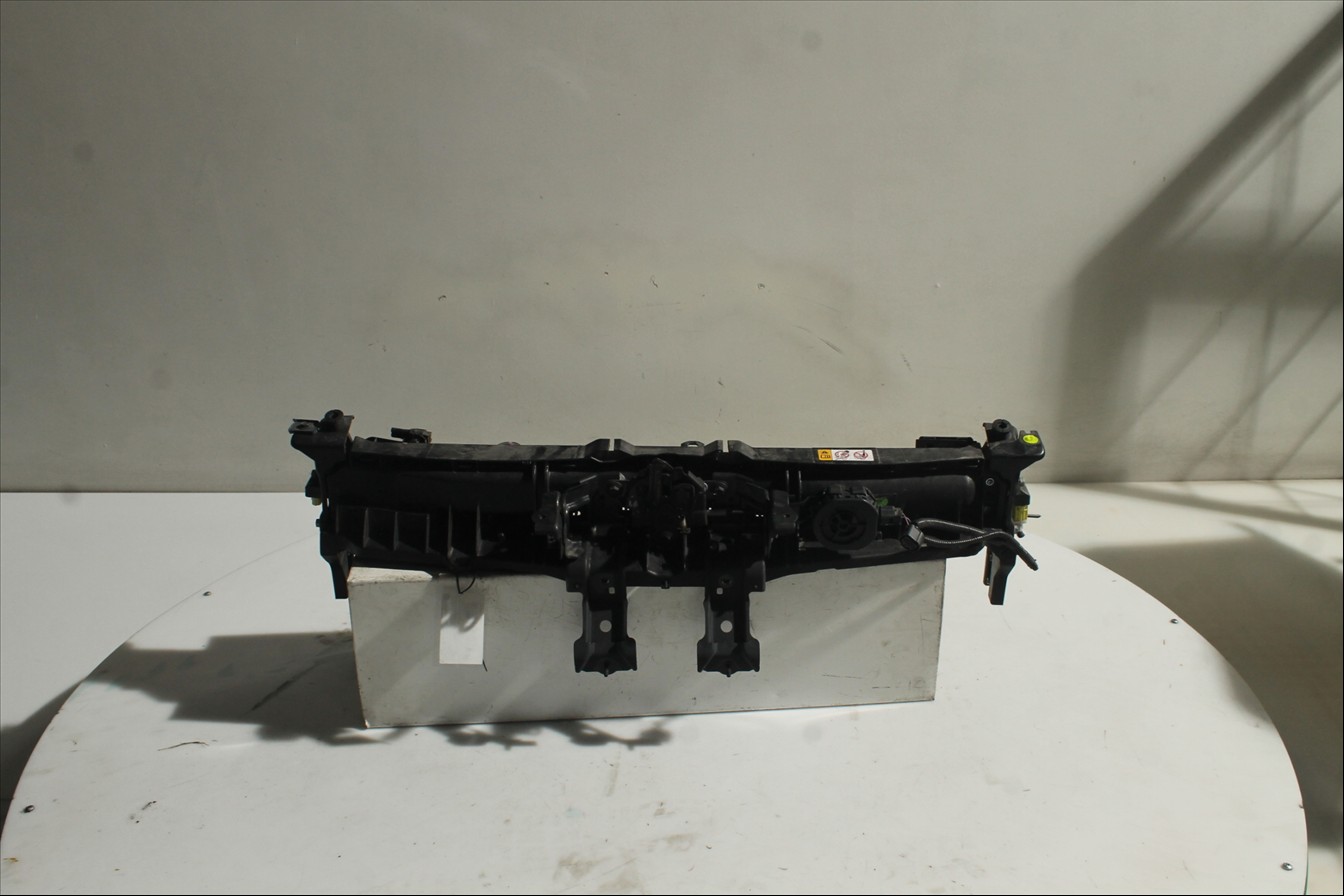 Chapa unión alojamiento faros