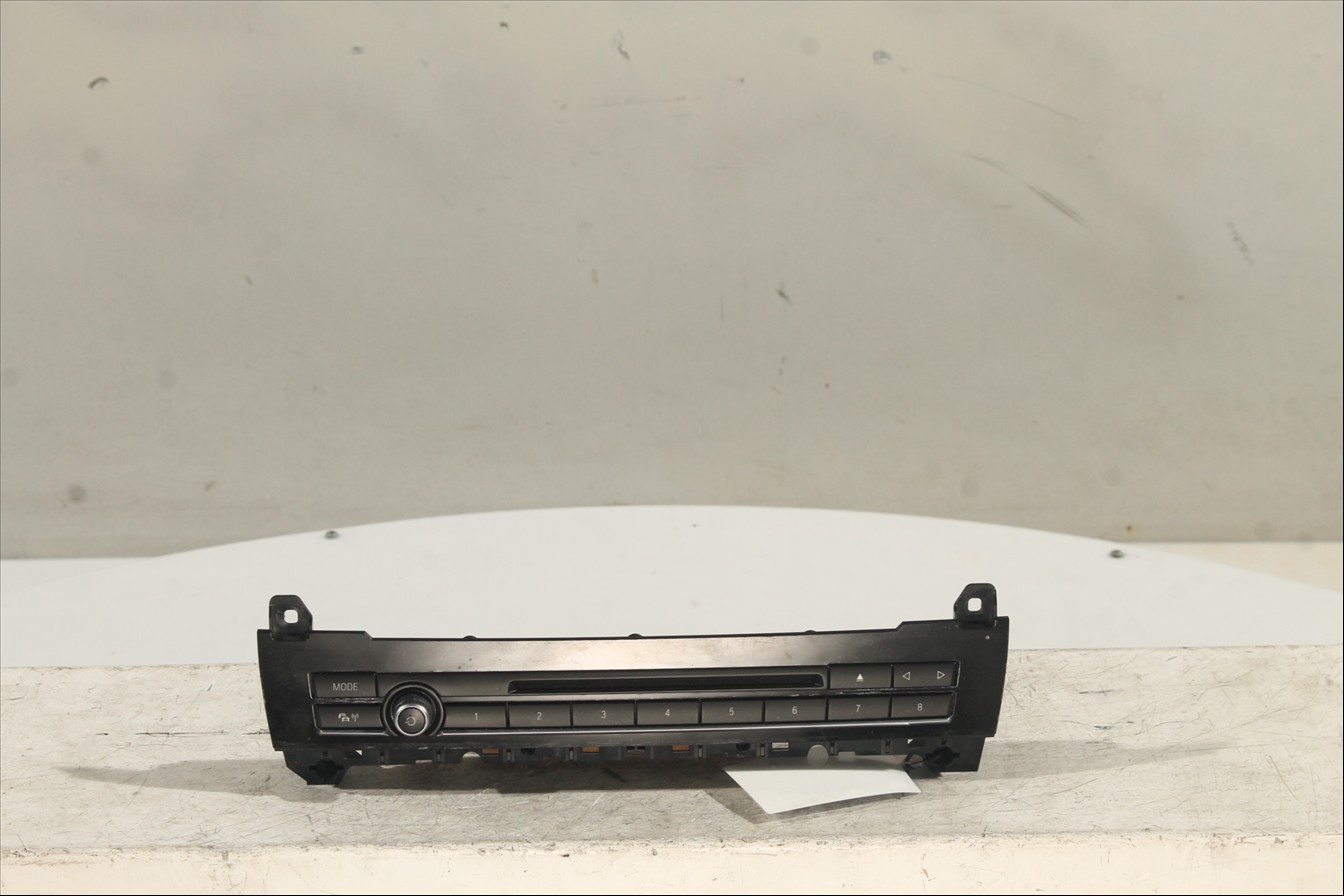 Mando control autorradio