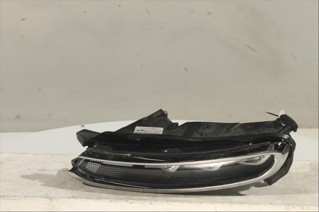 Piloto luz diurna Izq