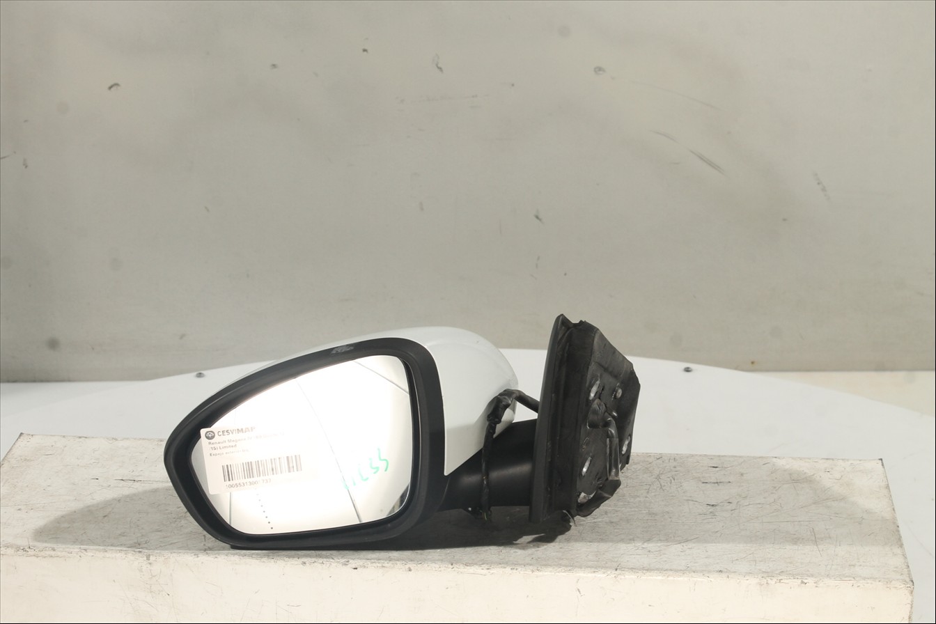 Espejo exterior Izq.