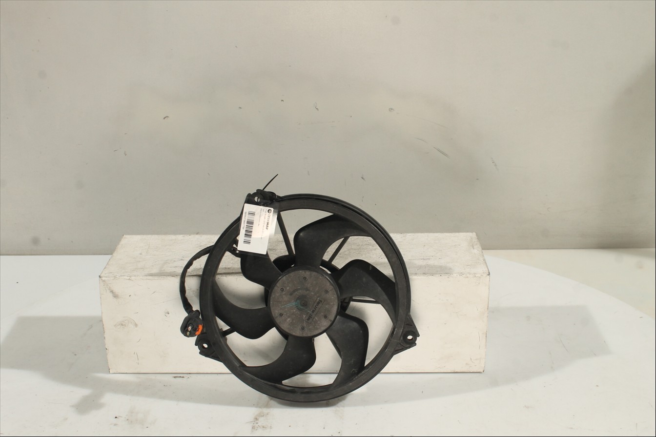 Electroventilador Der.