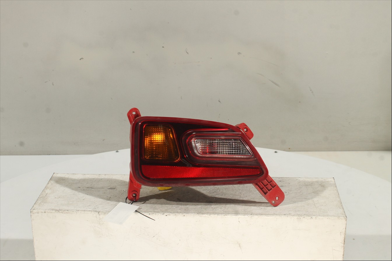 Piloto Tra. Inf. Izq.