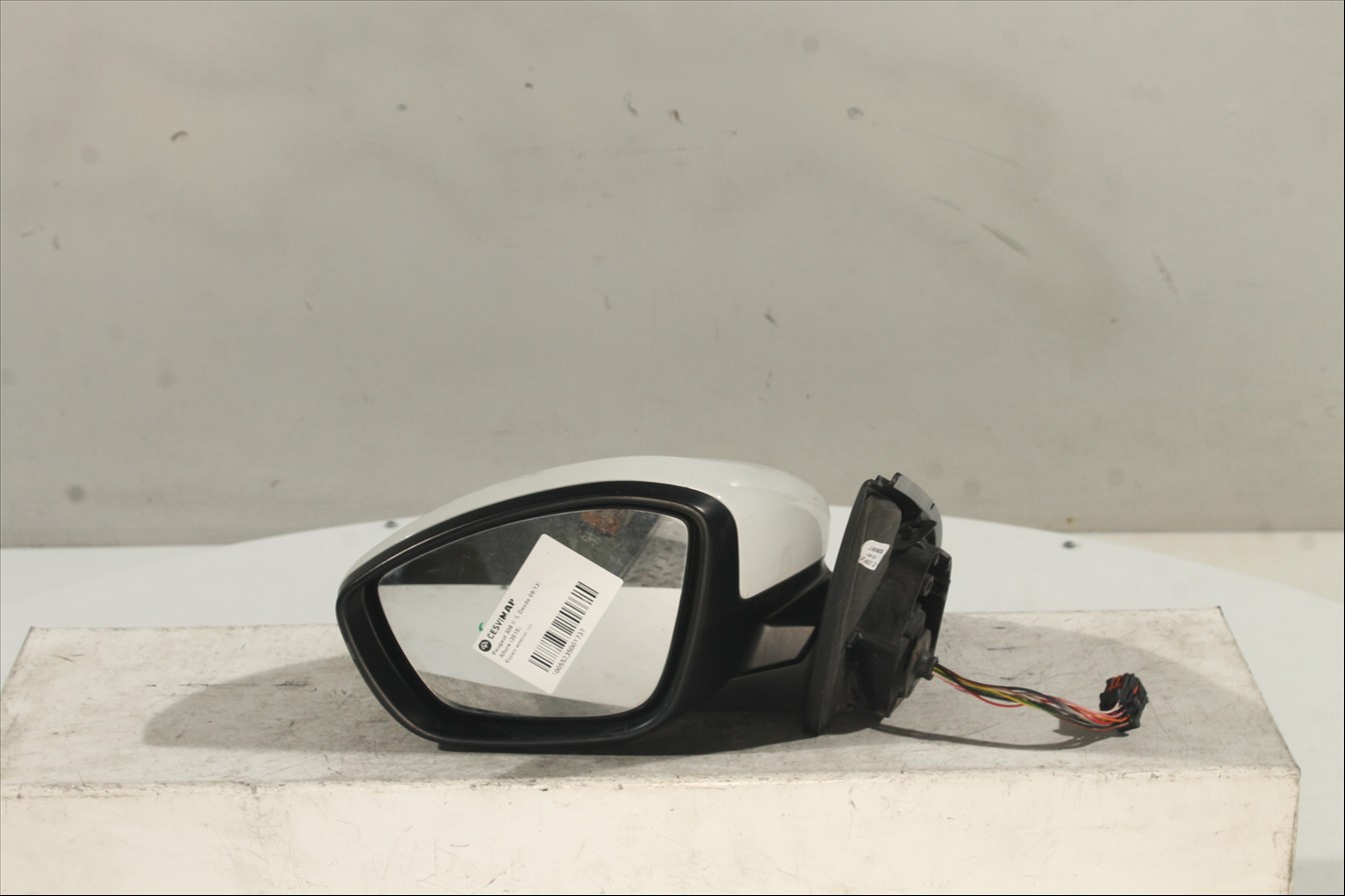 Espejo exterior Izq.