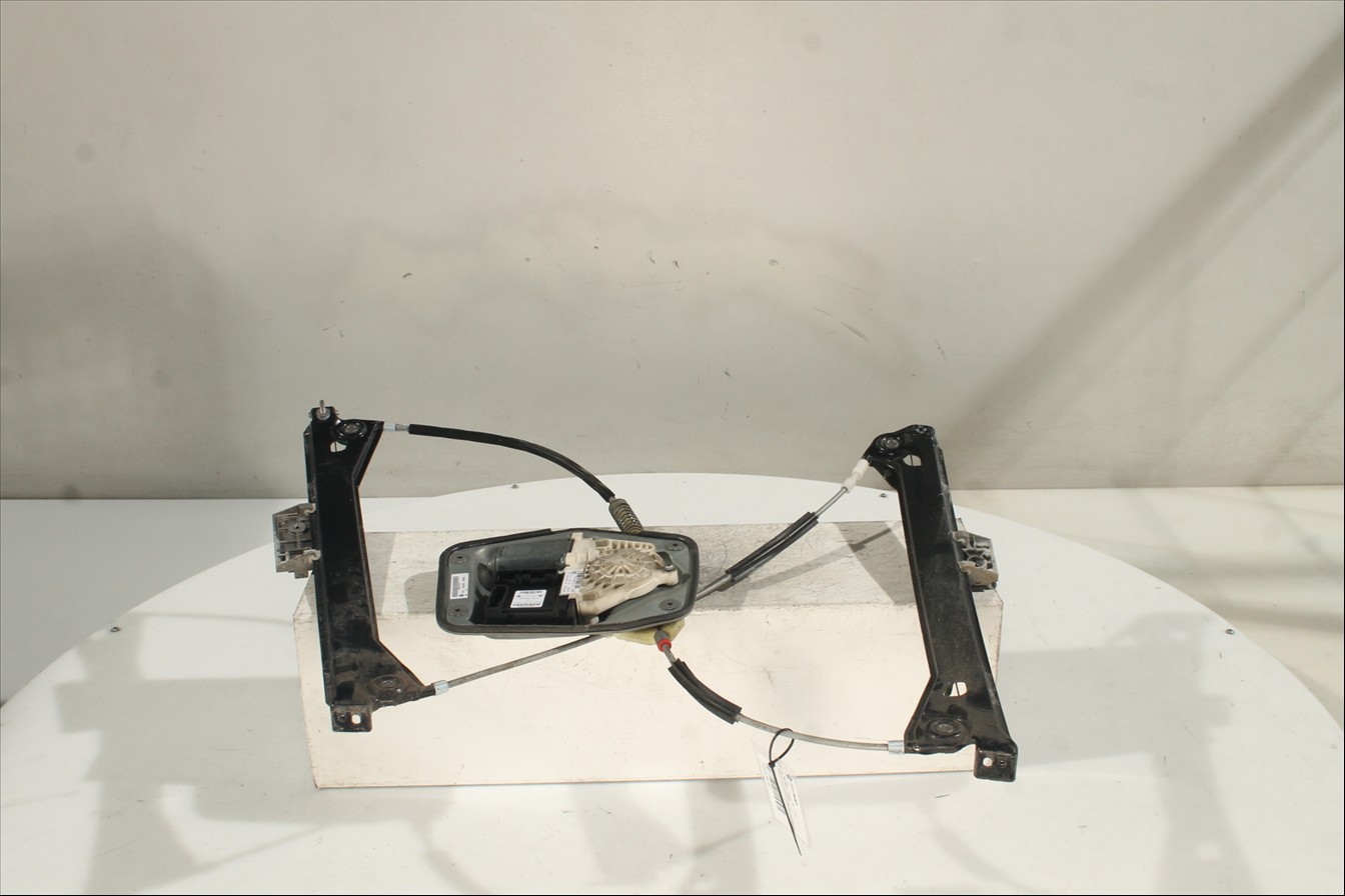 Elevalunas eléctrico puerta Del. Izq.