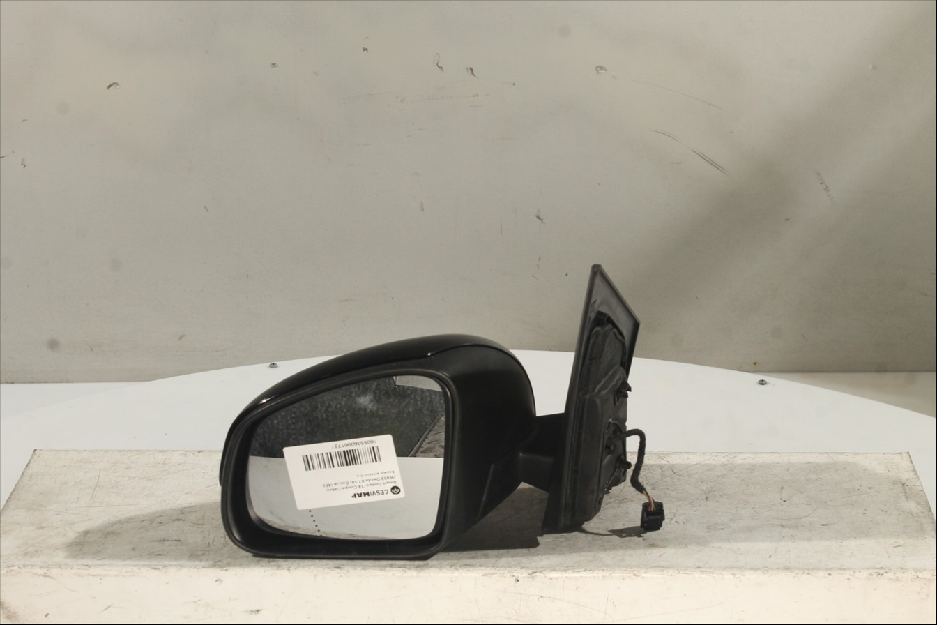 Espejo exterior Izq.