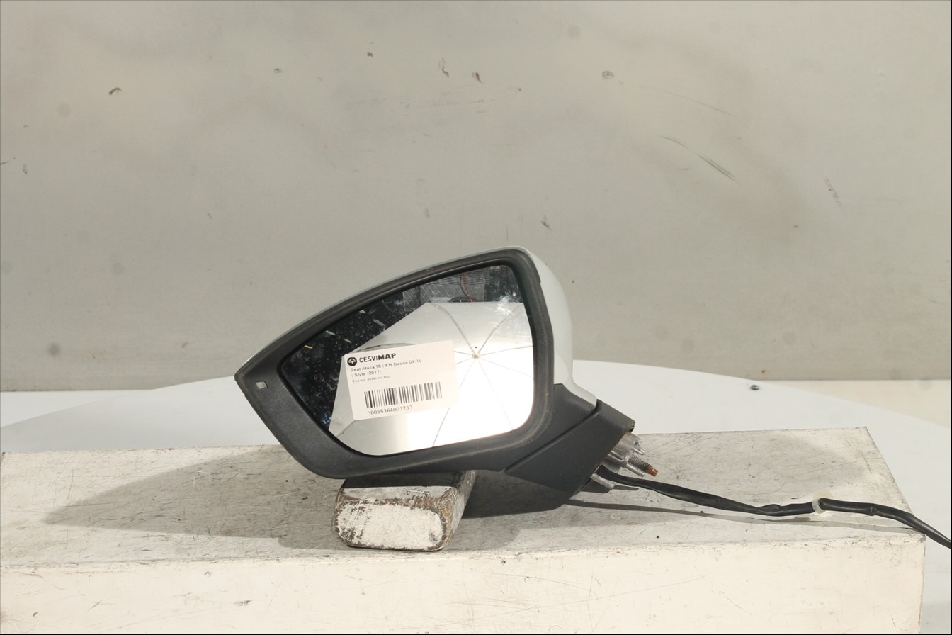 Espejo exterior Izq.