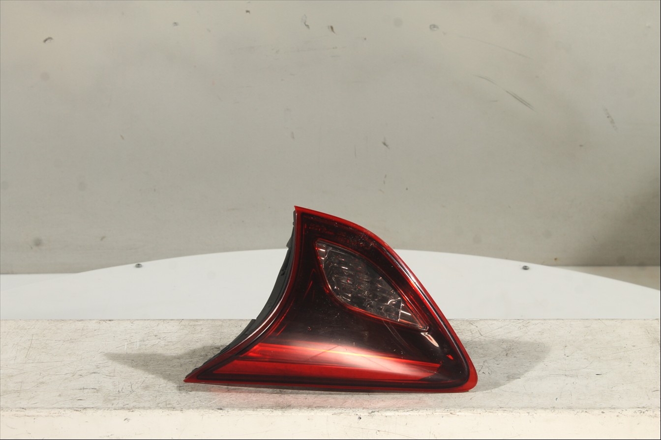 Piloto interior Tra. Der.