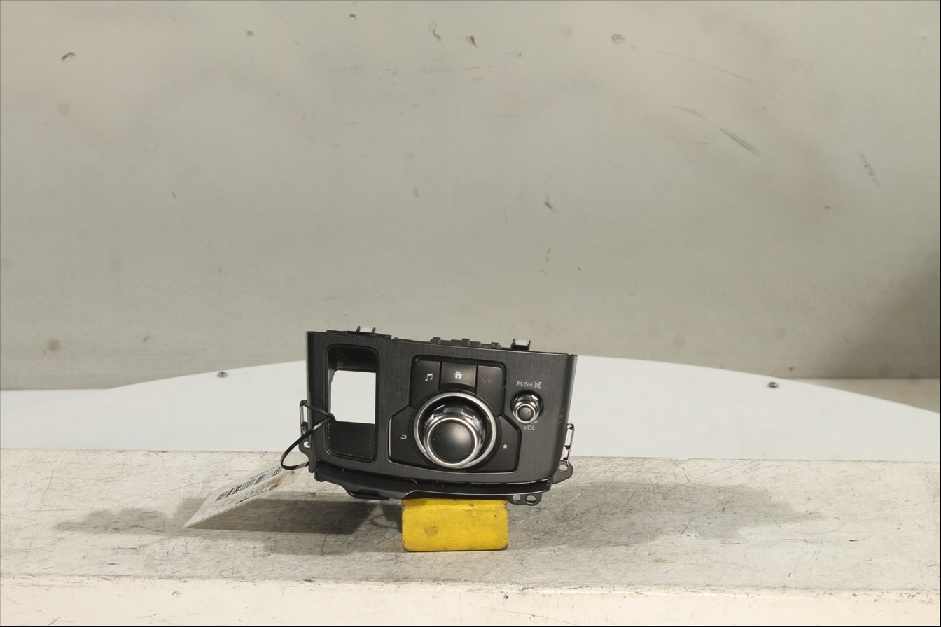 Mando control pantalla informacion