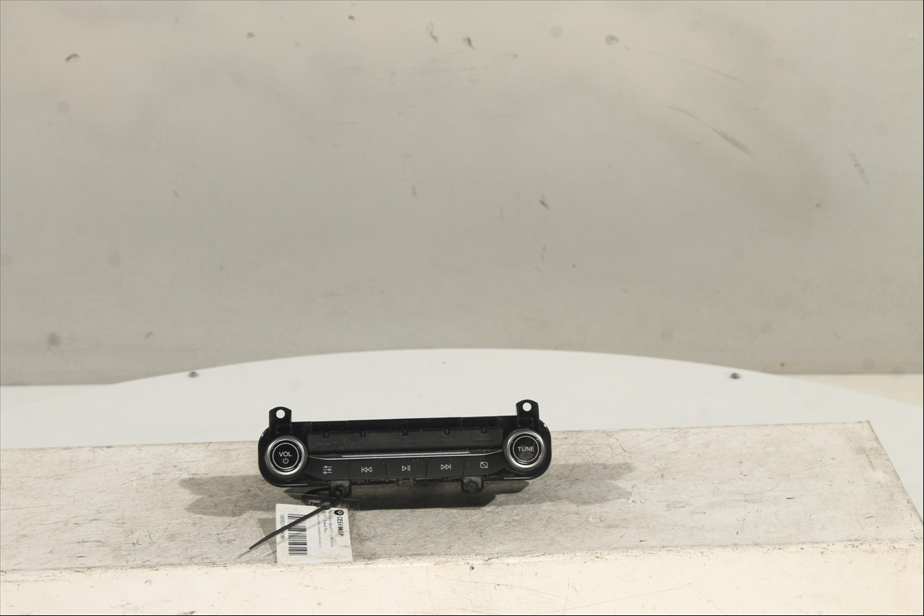 Mando control pantalla informacion