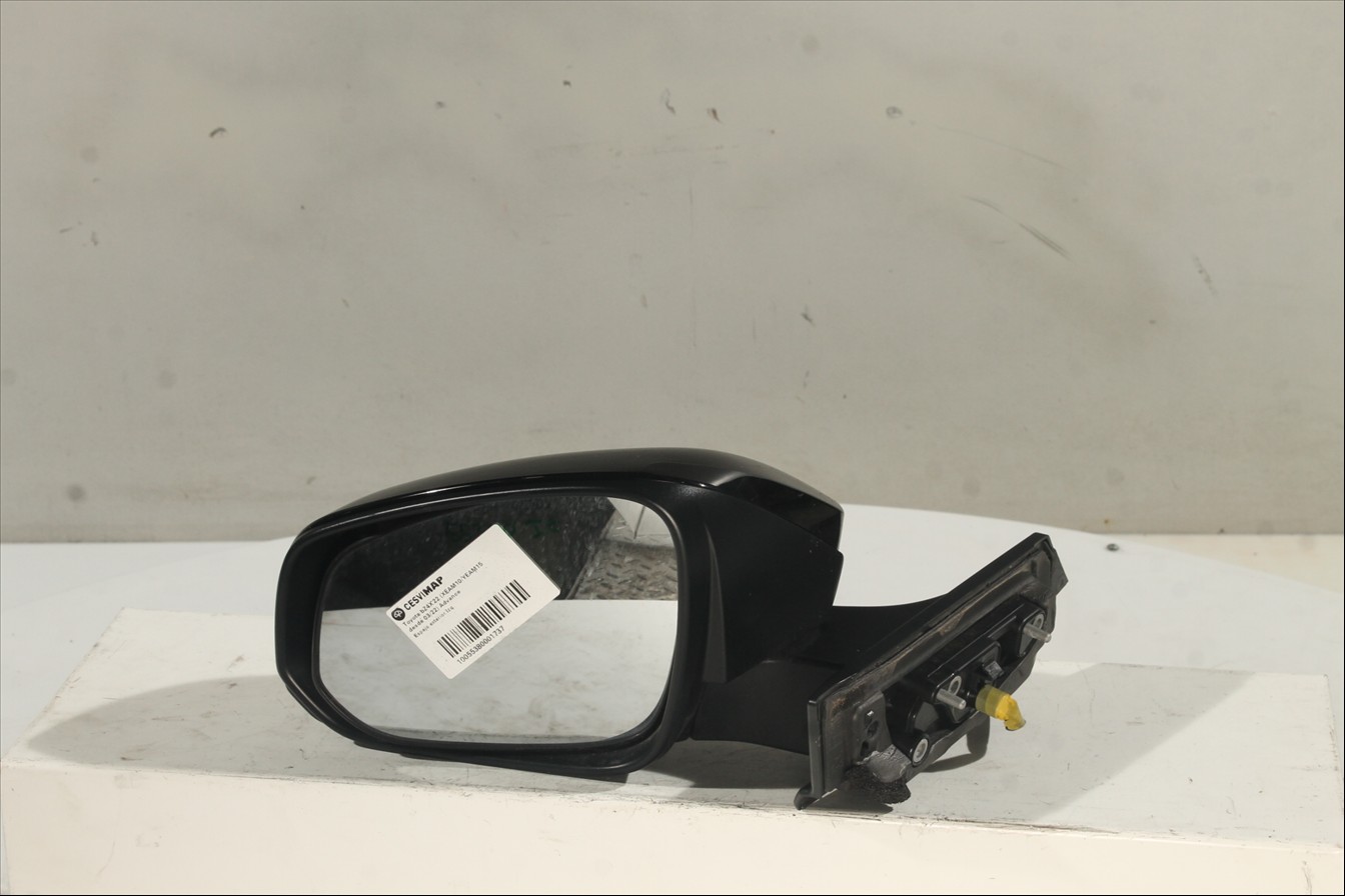 Espejo exterior Izq.