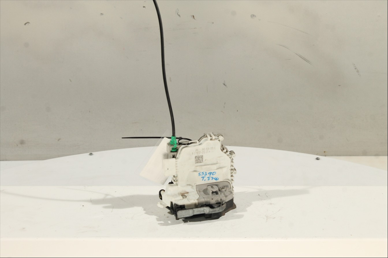 Cerradura puerta Tra. Izq.