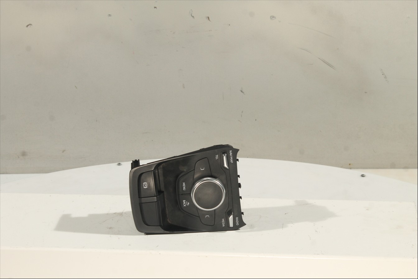 Mando control multifuncion