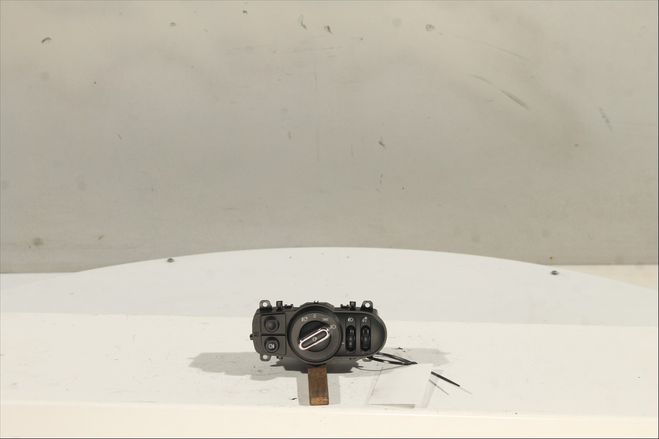 Interruptor y palanca de luces