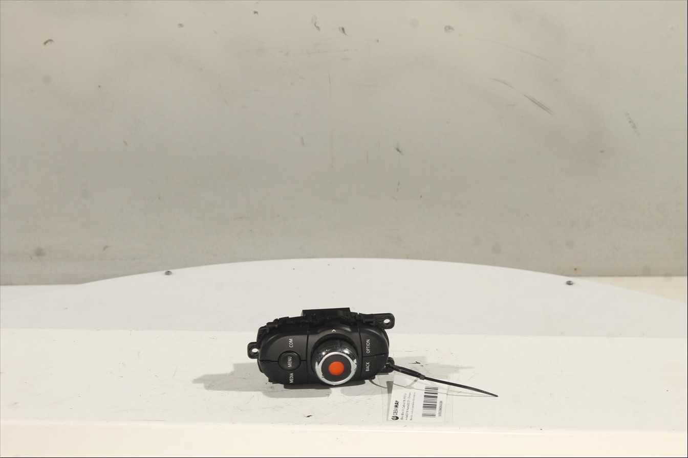 Mando control pantalla informacion