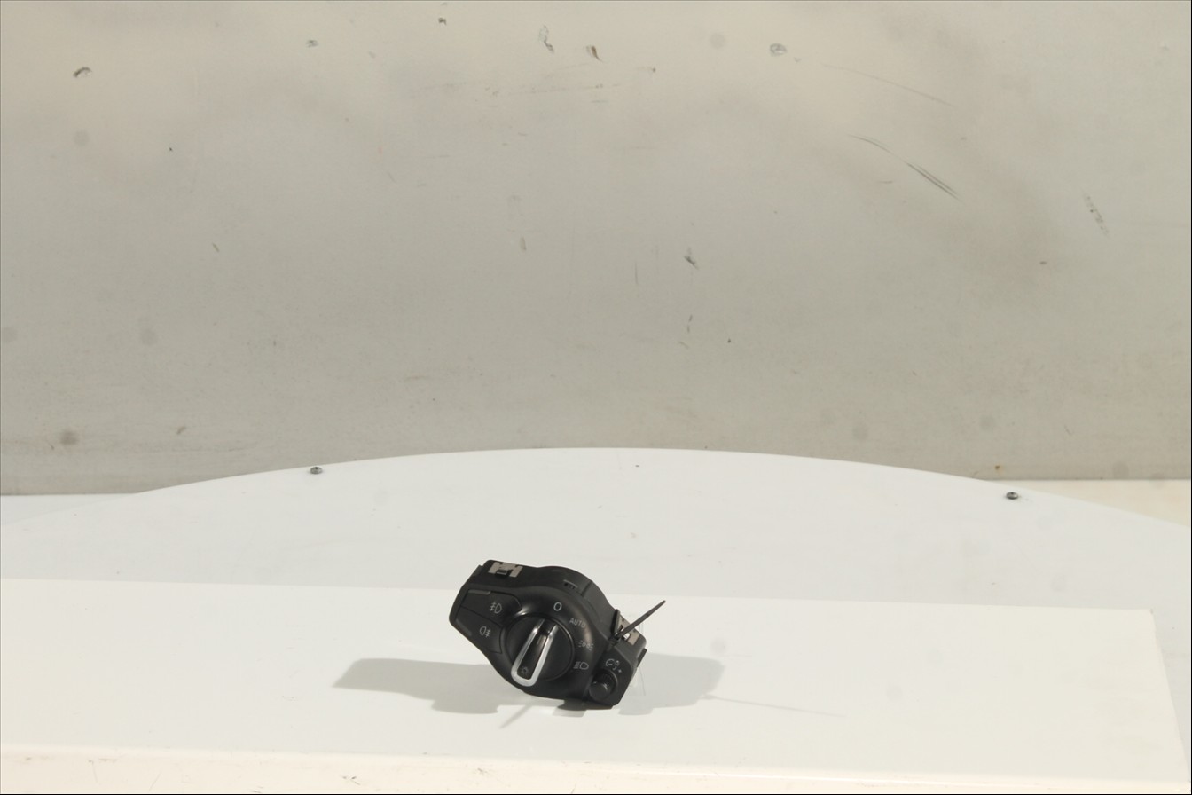 Interruptor y palanca de luces