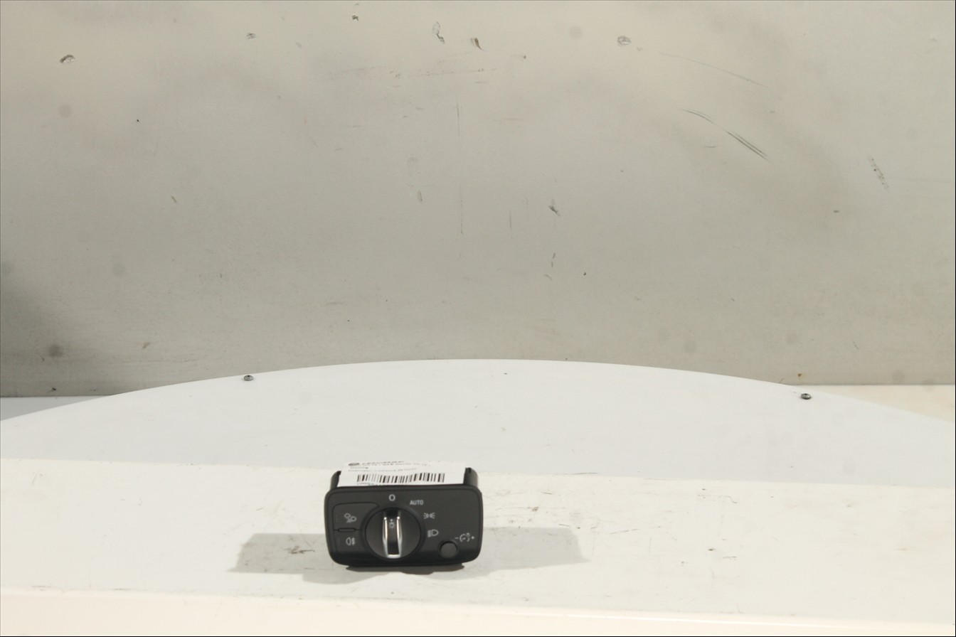 Interruptor y palanca de luces