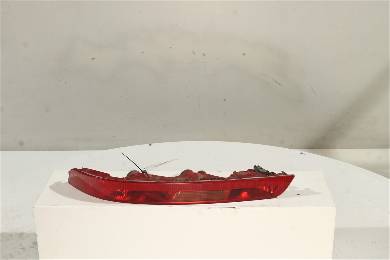 Piloto Tra. Inf. Izq.