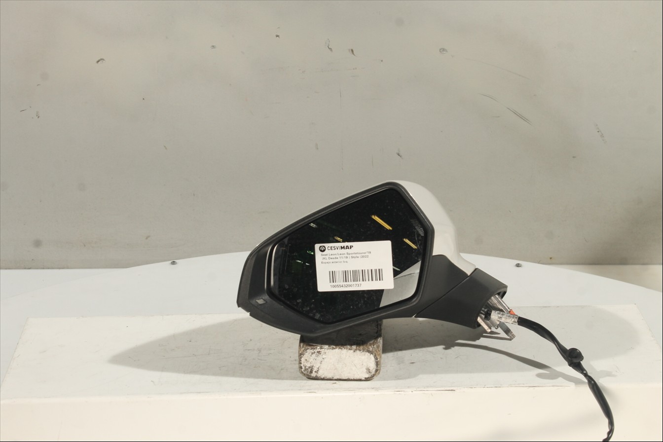 Espejo exterior Izq.