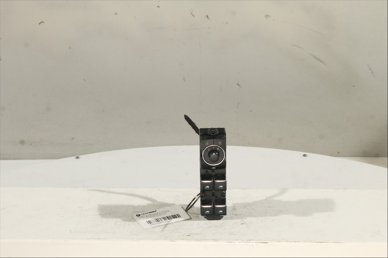 Interruptor elevalunas Del. Izq.