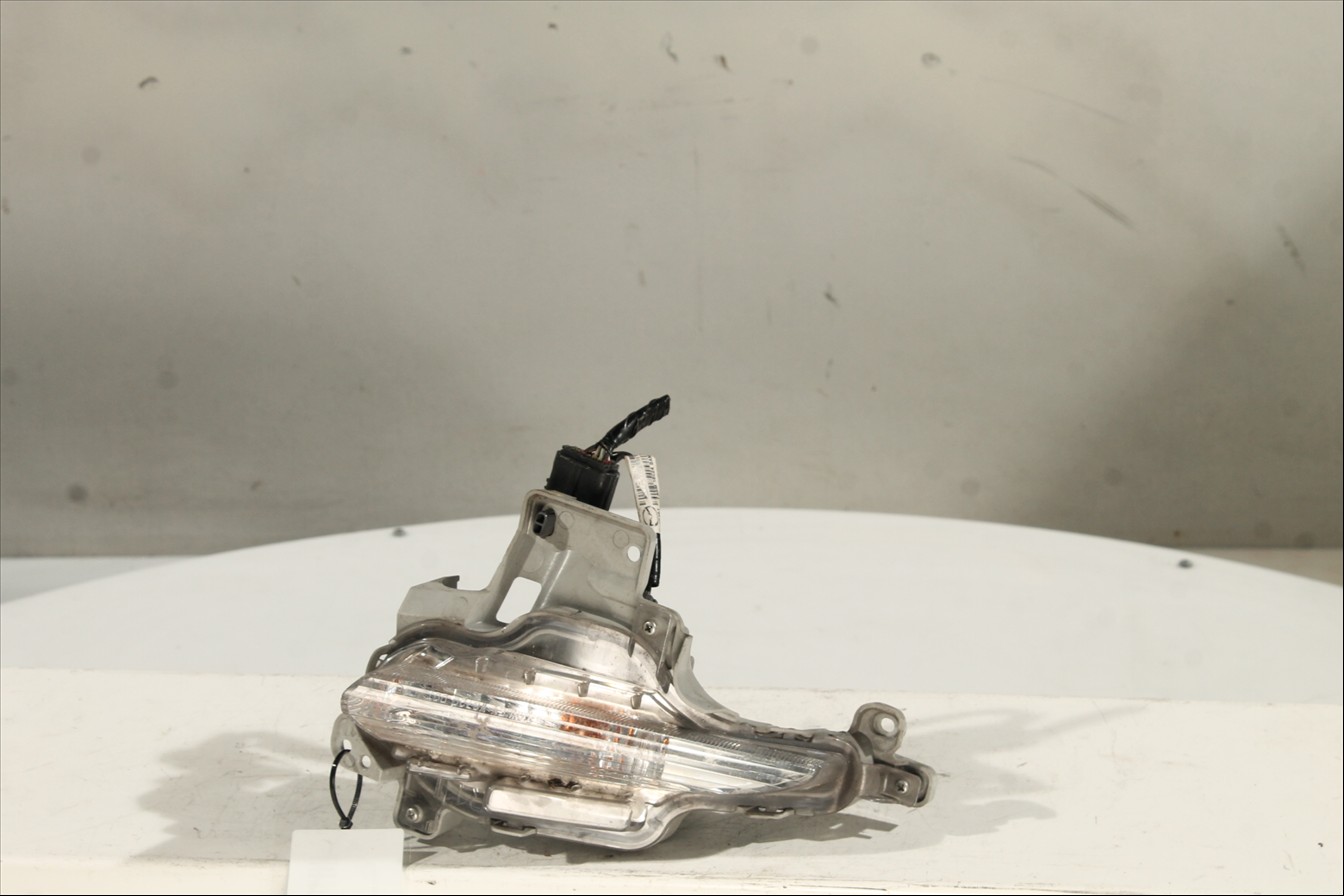 Piloto intermitente Del. Der.