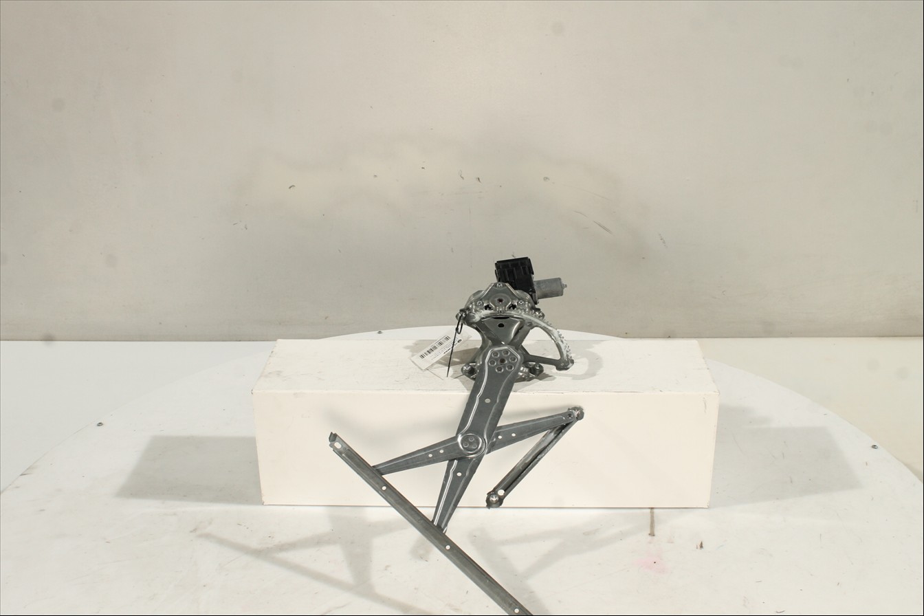 Elevalunas eléctrico puerta Del. Izq.