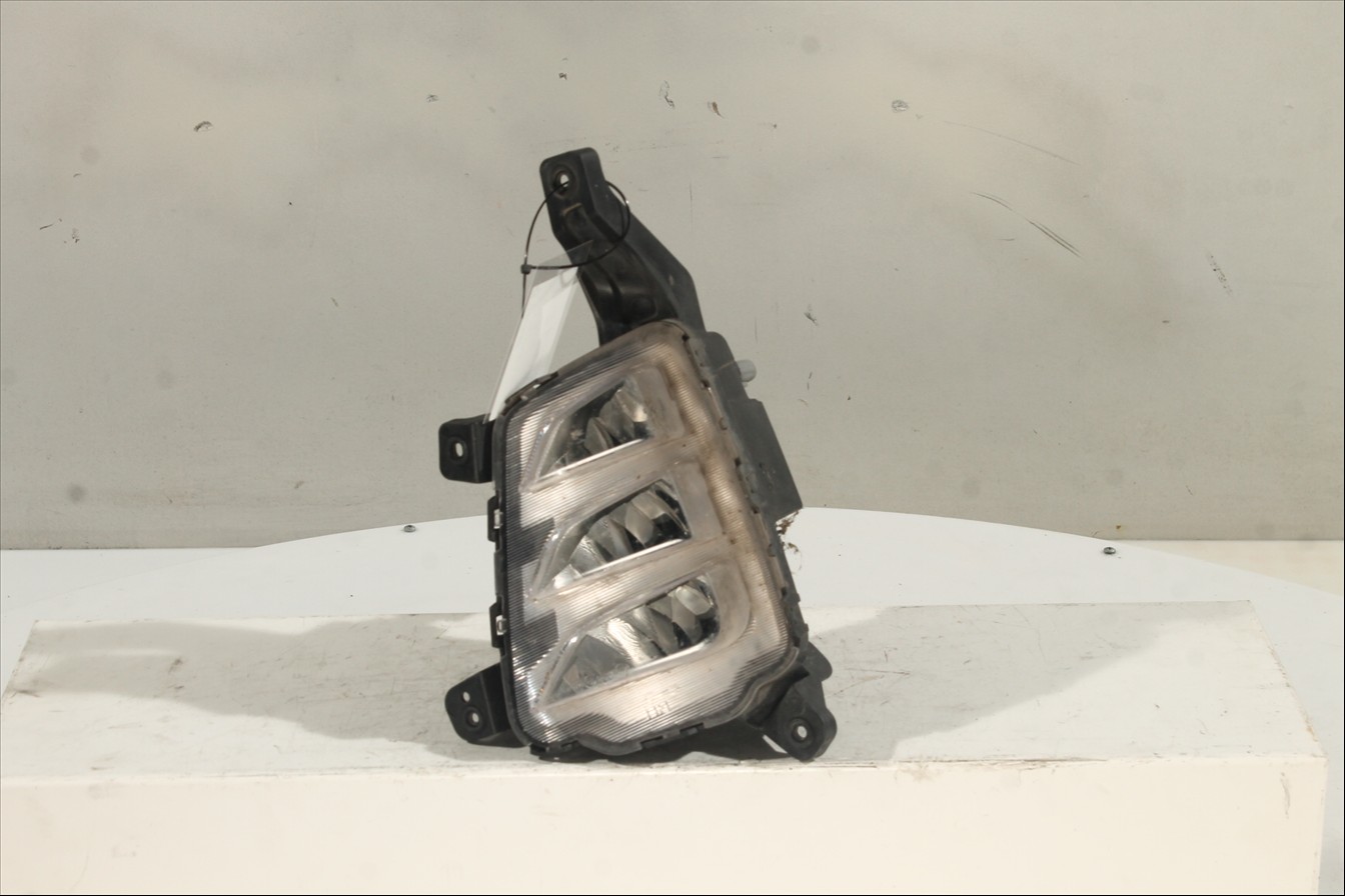 Piloto luz diurna Der.