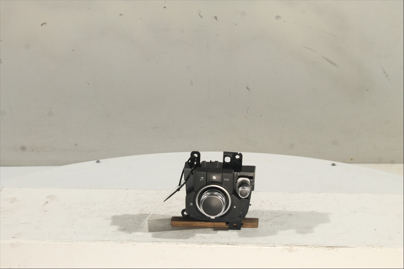 Mando control pantalla informacion