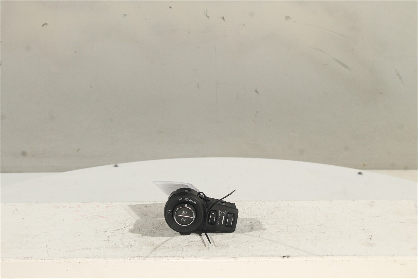 Interruptor y palanca de luces