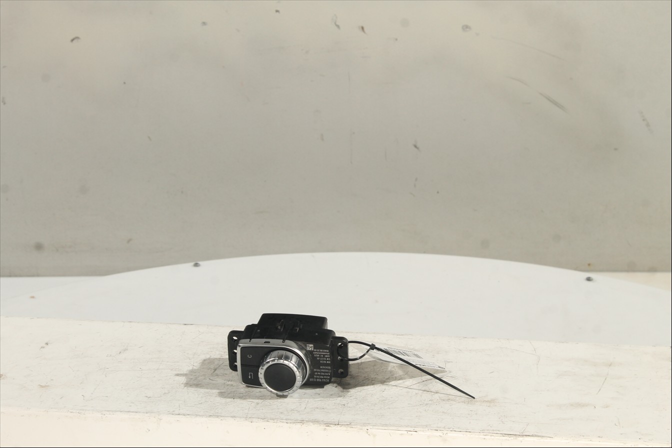 Mando control pantalla informacion