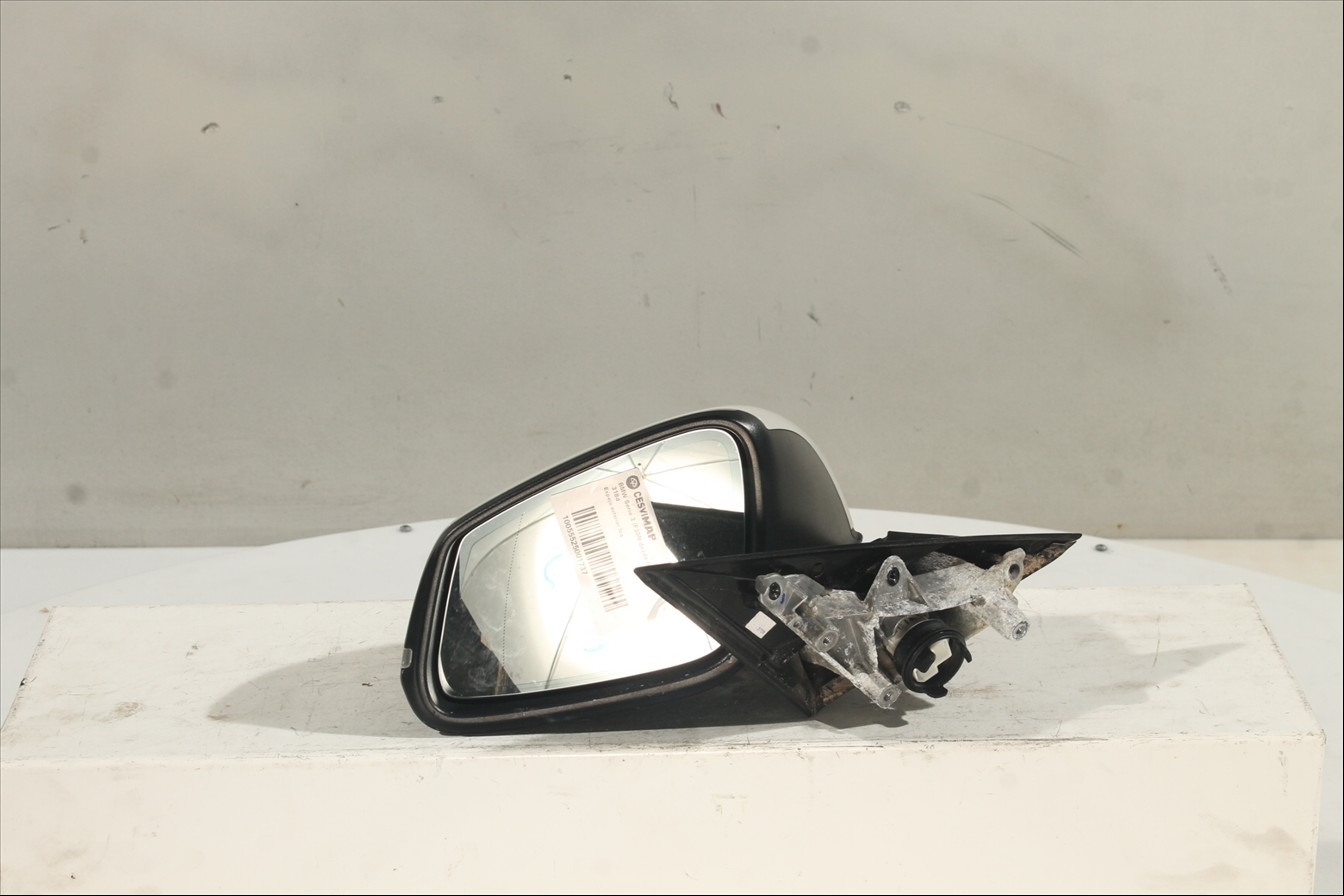Espejo exterior Izq.