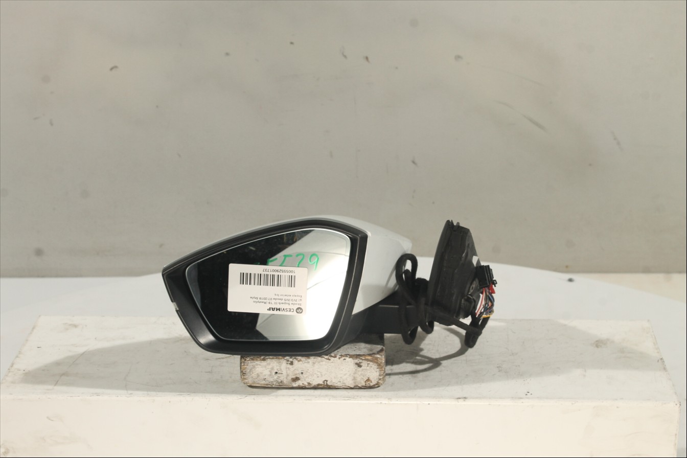 Espejo exterior Izq.
