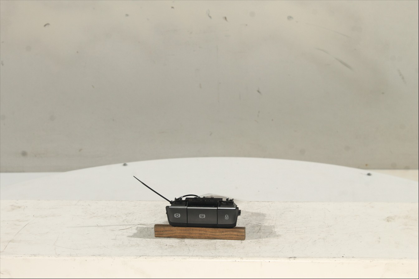 Palanca e interruptor freno de mano