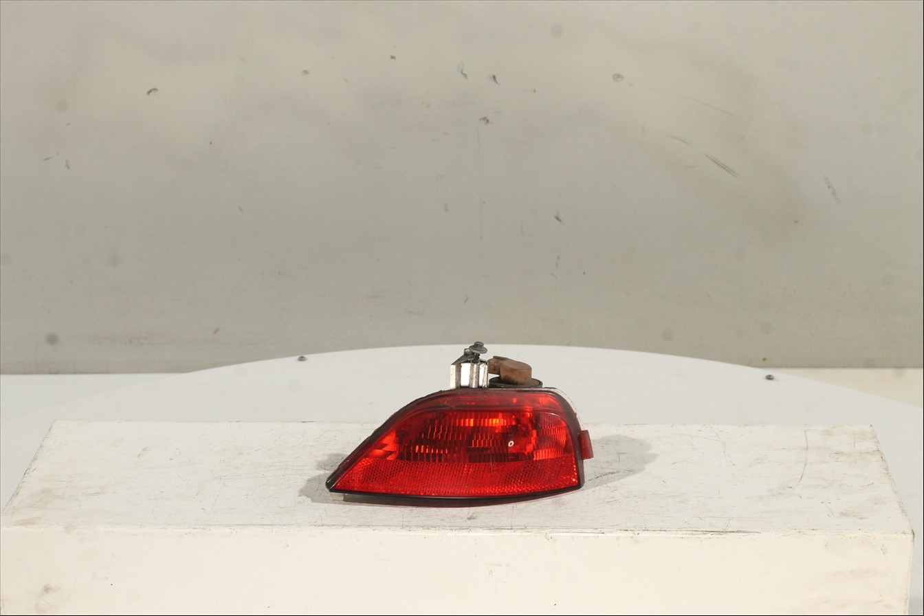 Piloto antiniebla Tra. Izq.