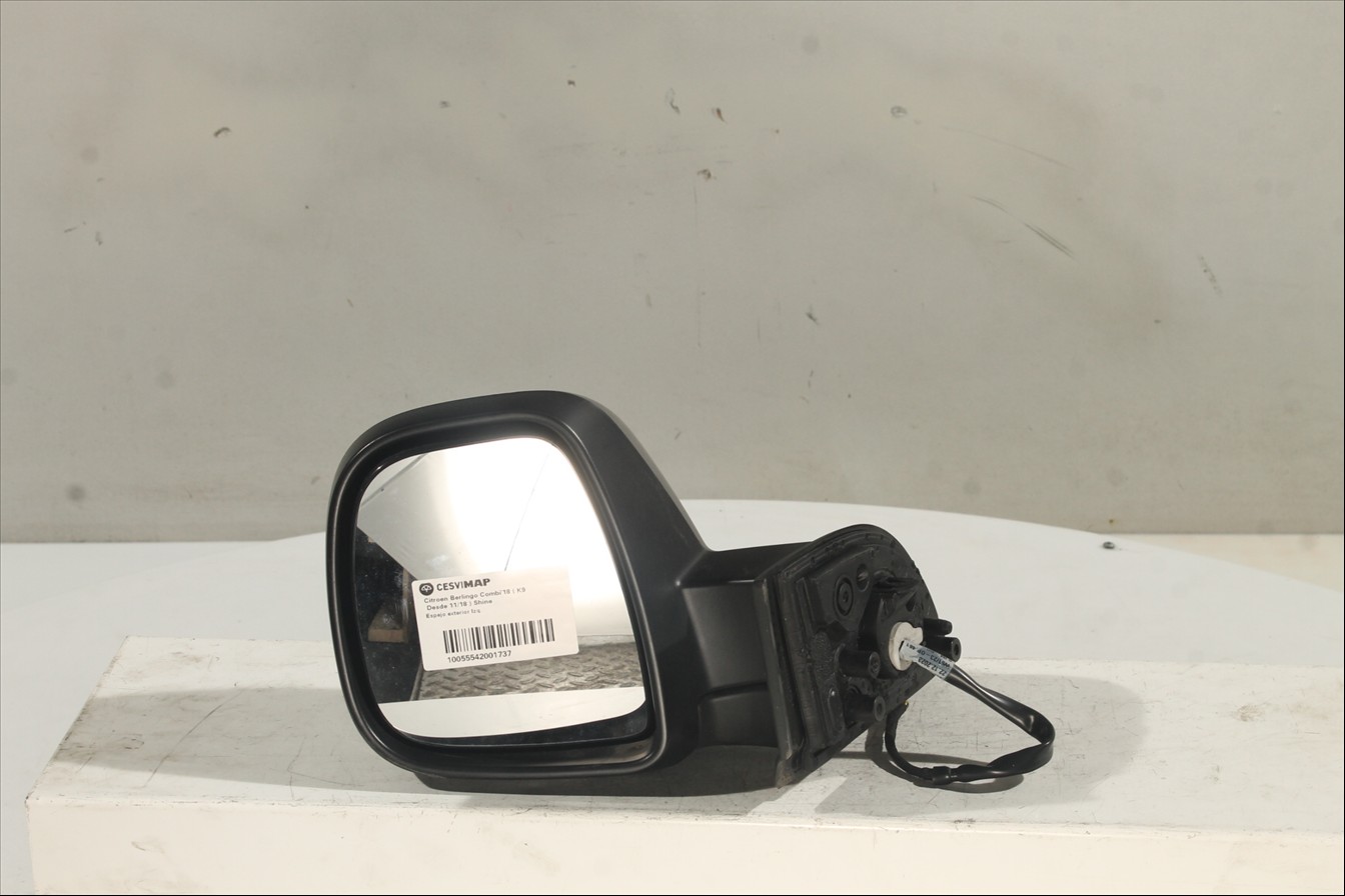 Espejo exterior Izq.