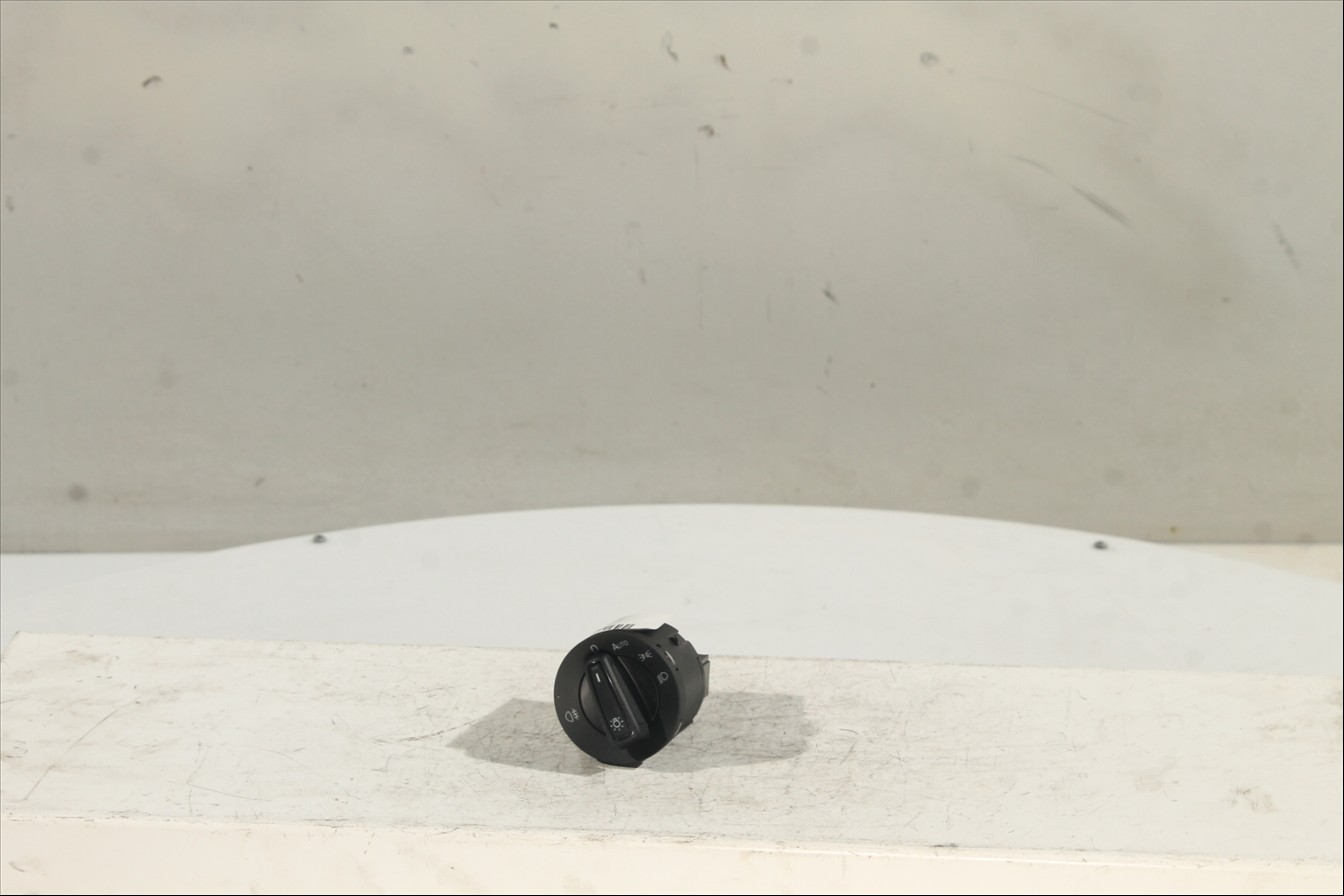 Interruptor y palanca de luces