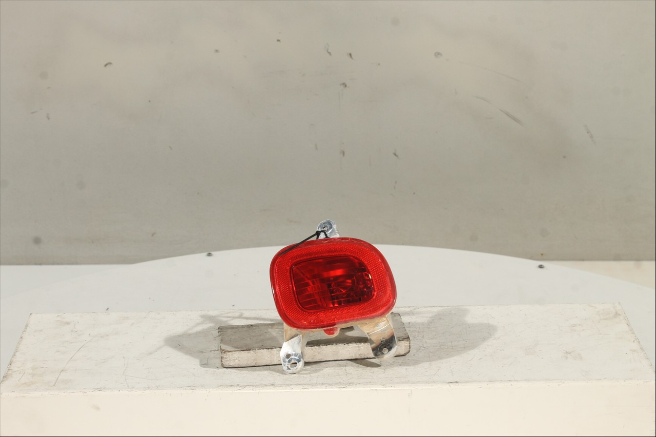 Piloto antiniebla Tra. Izq.