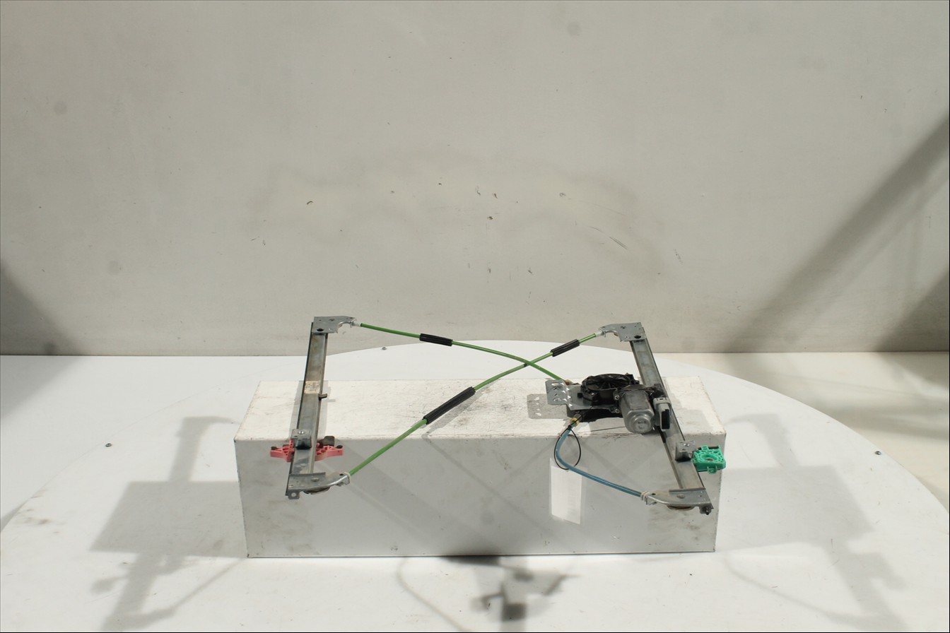 Elevalunas eléctrico puerta Del. Izq.