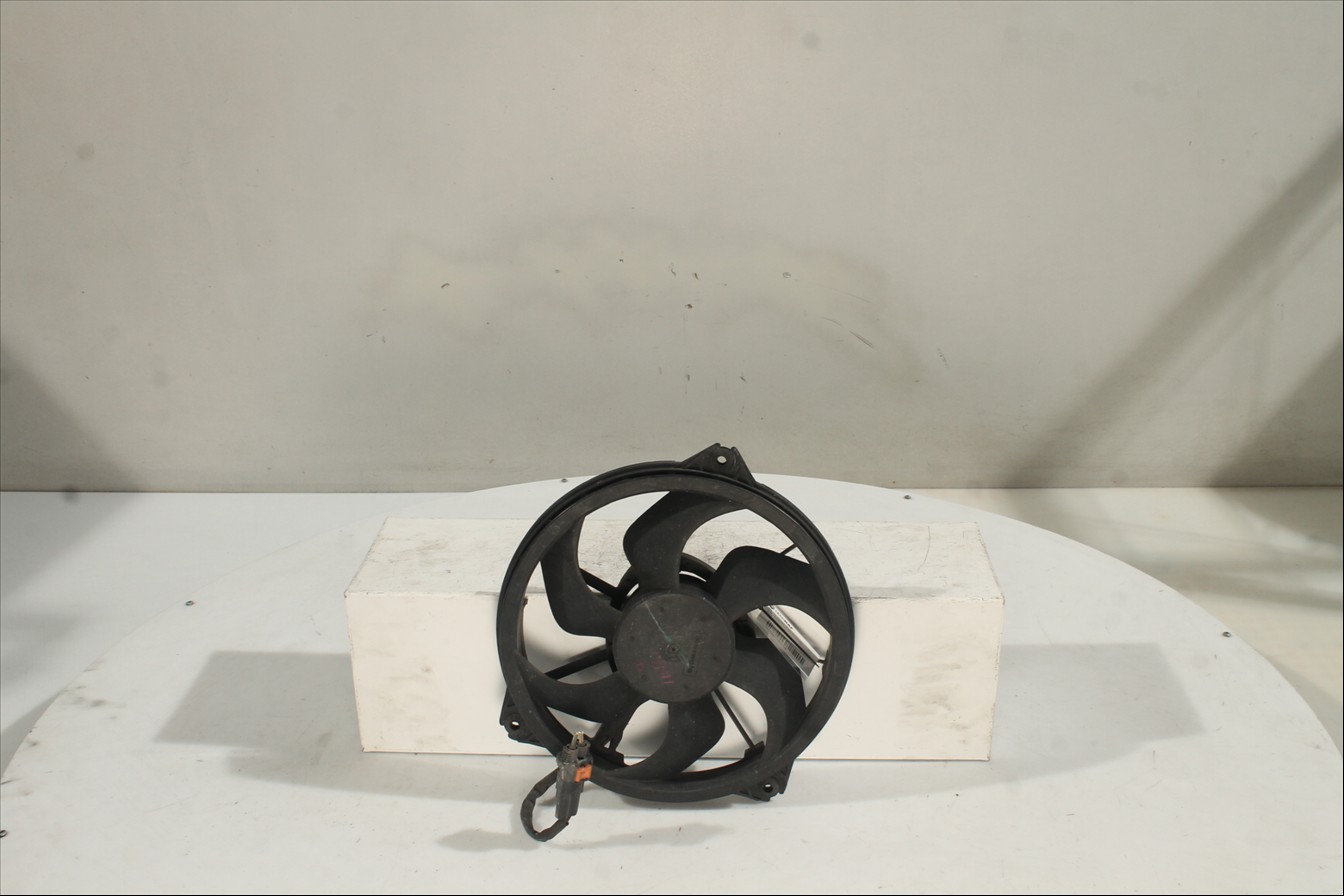 Electroventilador Der.