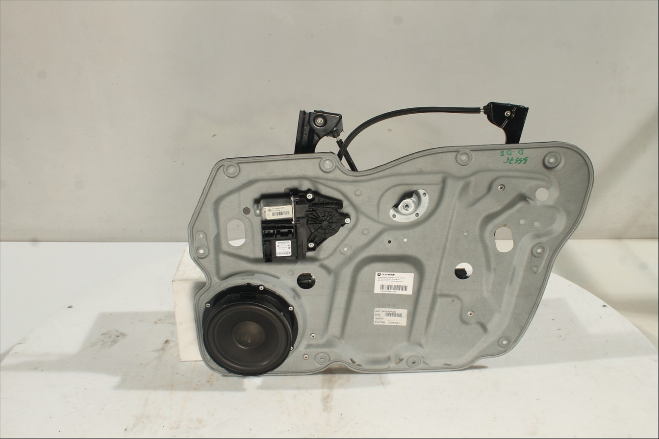 Elevalunas eléctrico puerta Del. Der.