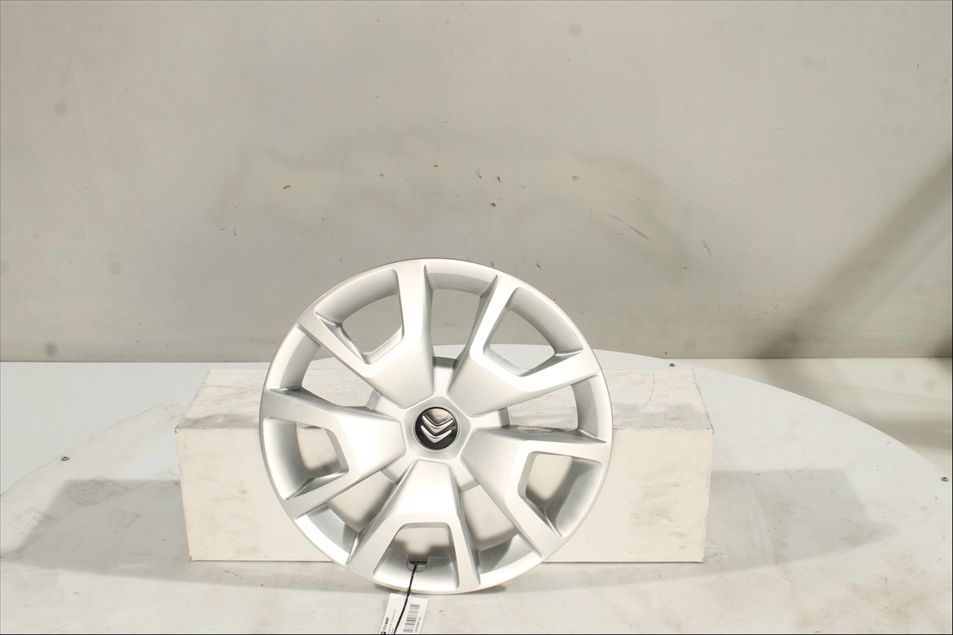 Tapacubos rueda Tra. Izq.